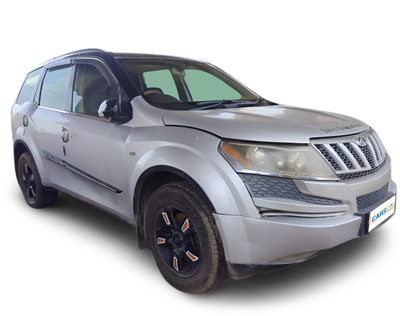 Mahindra XUV500-img